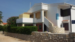 Apartments by the sea Povljana, Pag - 16704